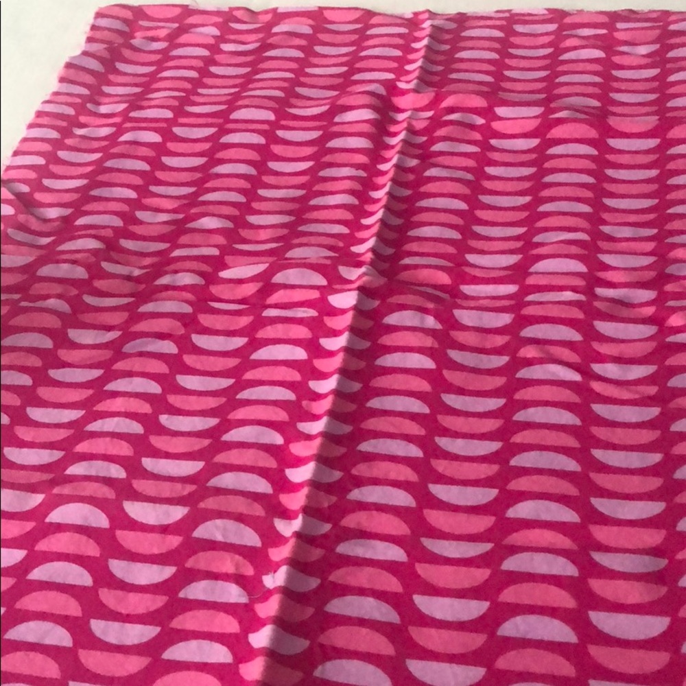 Patterned fabric (2) - Picture 3 of 3